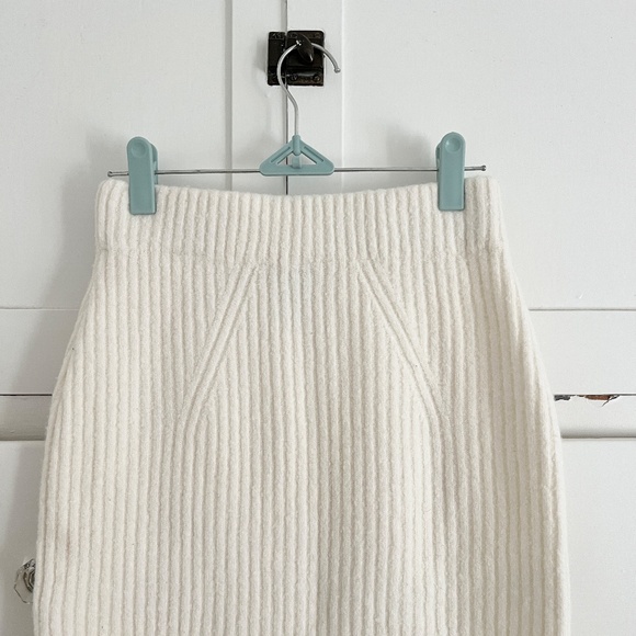 Daily Ritual Ribbed Knit Pencil Skirt in Cream | Wool Blend Size XS - Picture 2 of 6
